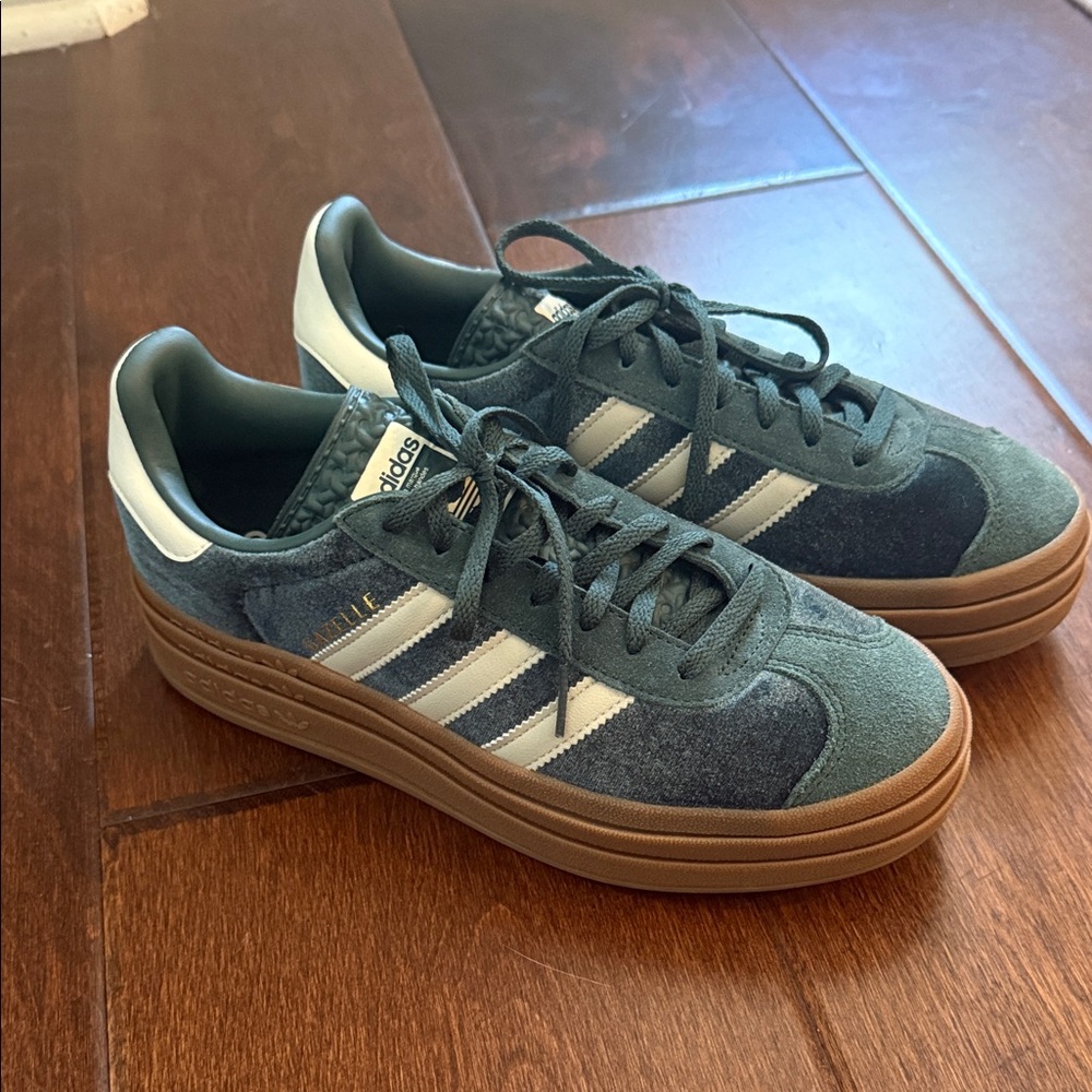 Adidas Gazelle Bold Women’s green sneakers